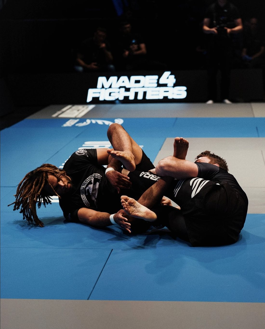 Equilibrium fighter attacking from guard at Made 4 Fighters